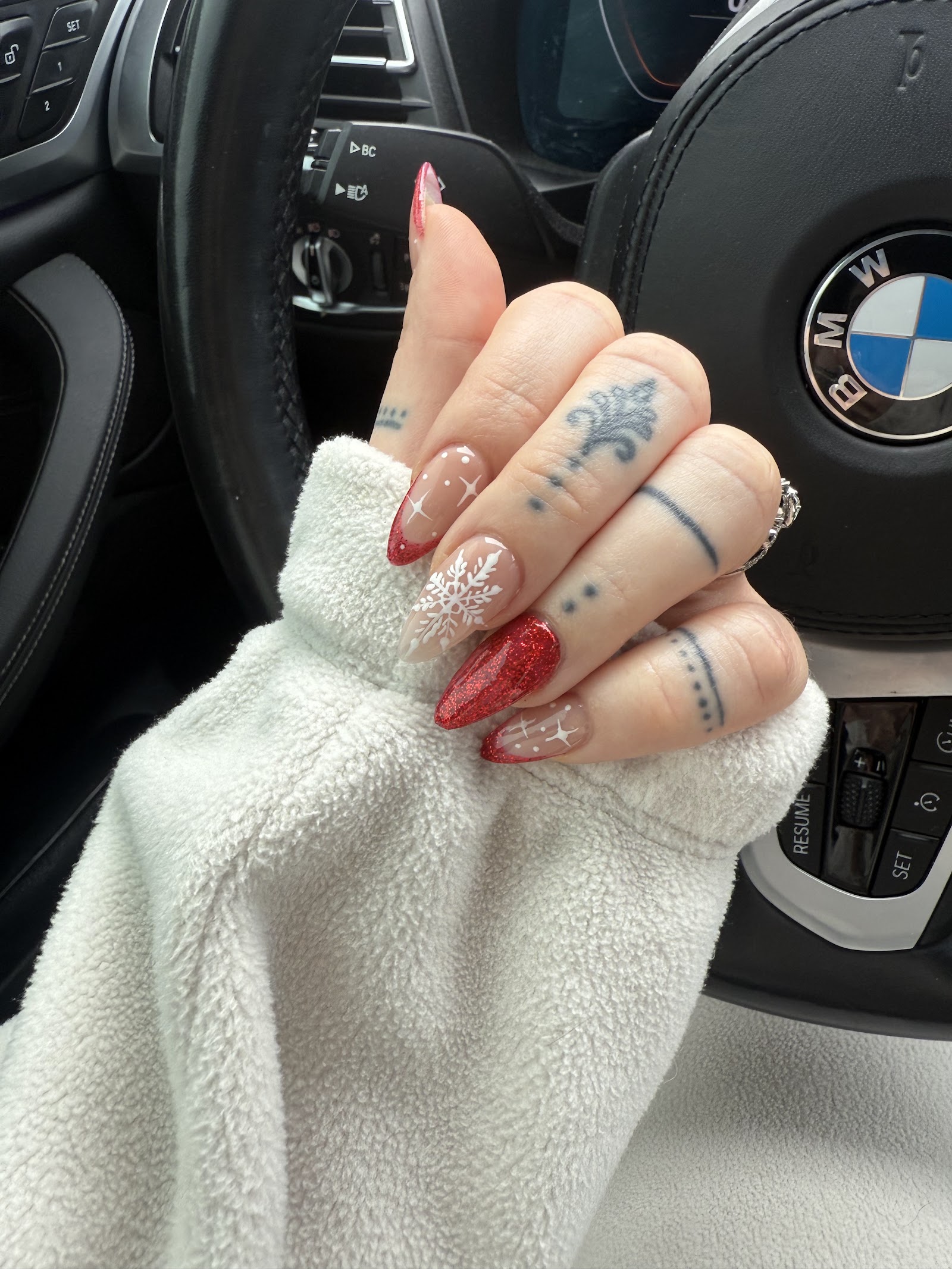 Pro Nails & Spa nail photo 1